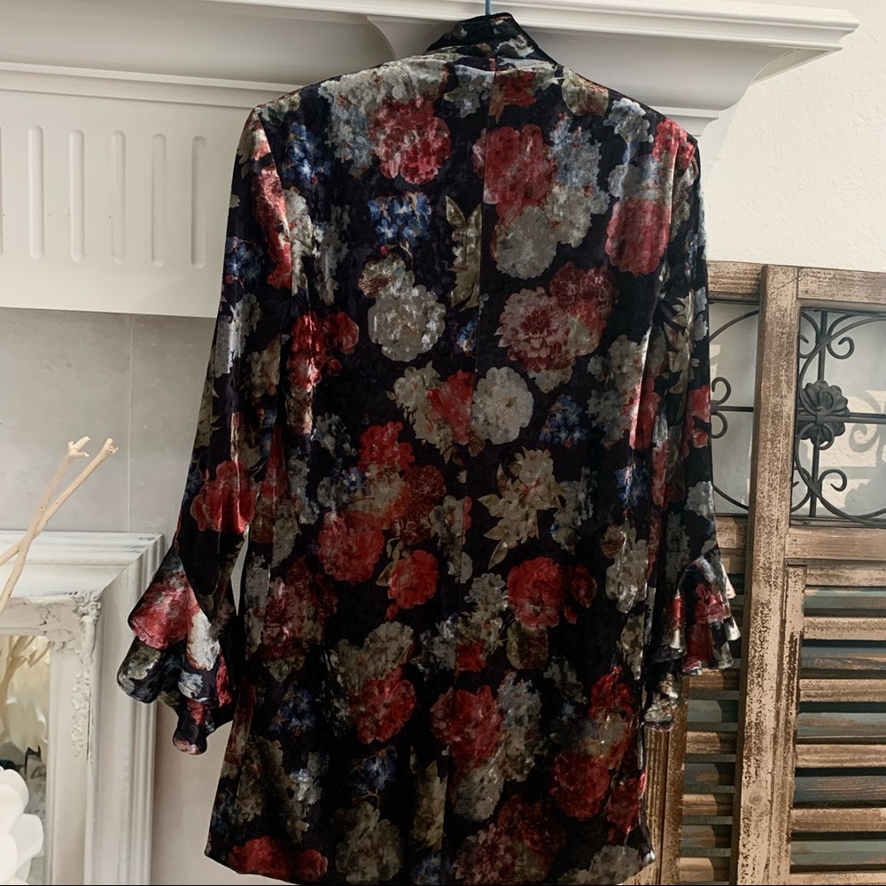 BCBG GENERATION BOHO FLORAL RUFFLE SLEEVES VELVET CARDIGAN BLAZER - Picture 10 of 16